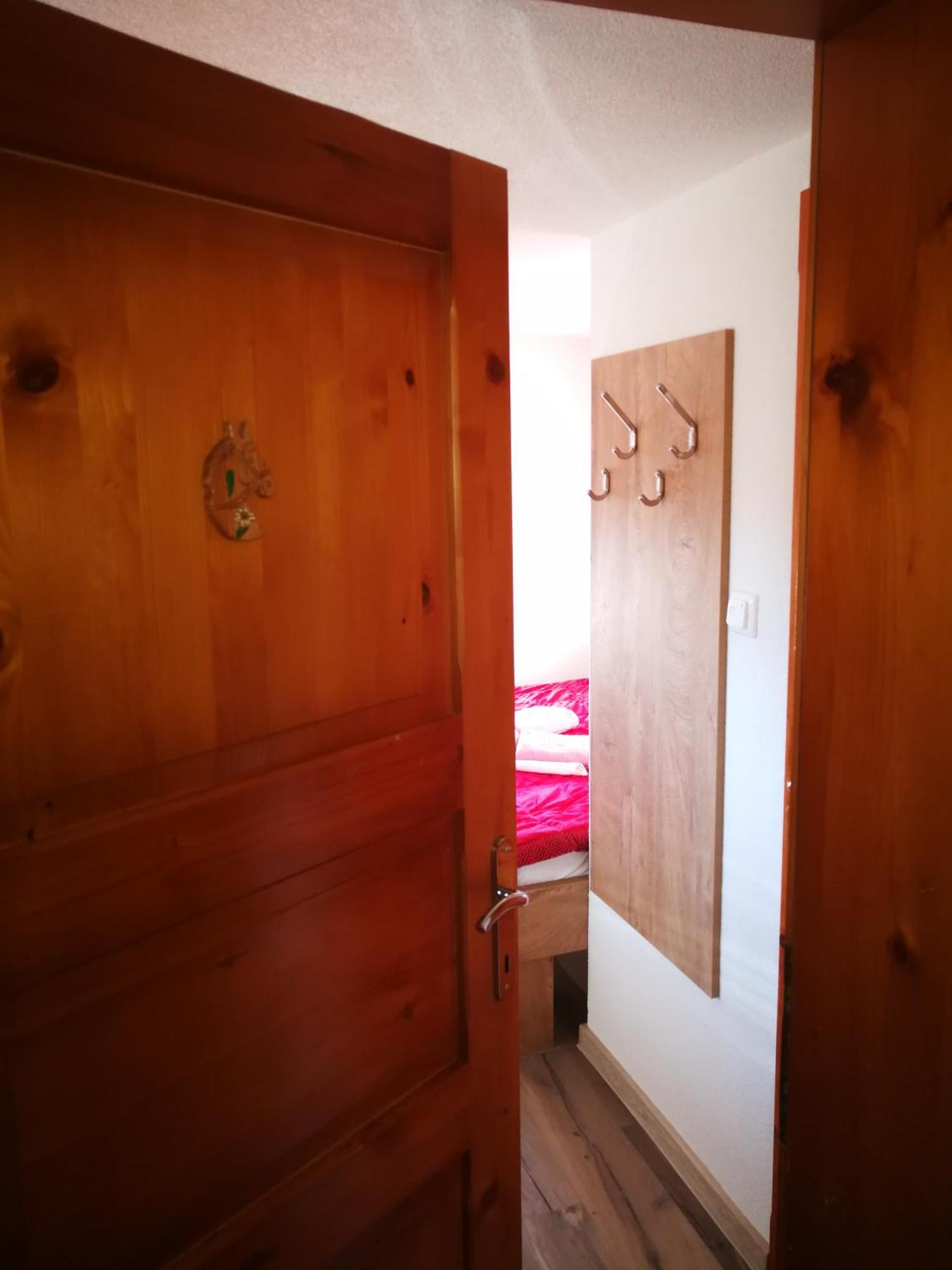 Ekoturizem Vizencar Hotel Cerklje na Gorenjskem Bagian luar foto