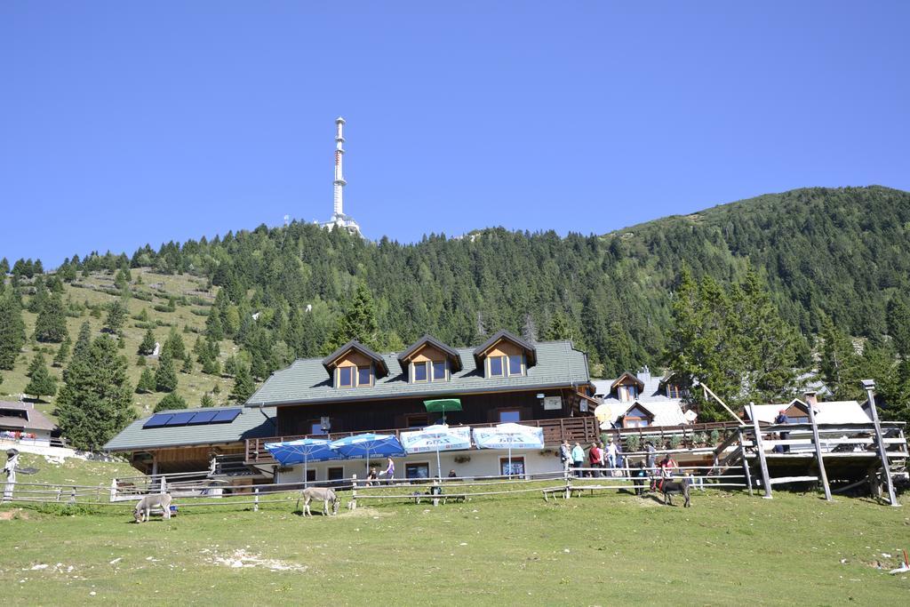 Ekoturizem Vizencar Hotel Cerklje na Gorenjskem Bagian luar foto